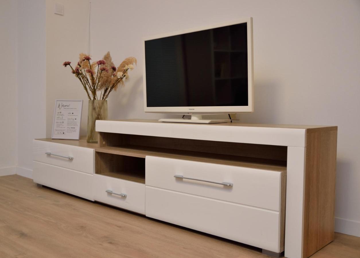 Heart Of The City - 75Sqm Suite Skopje Buitenkant foto